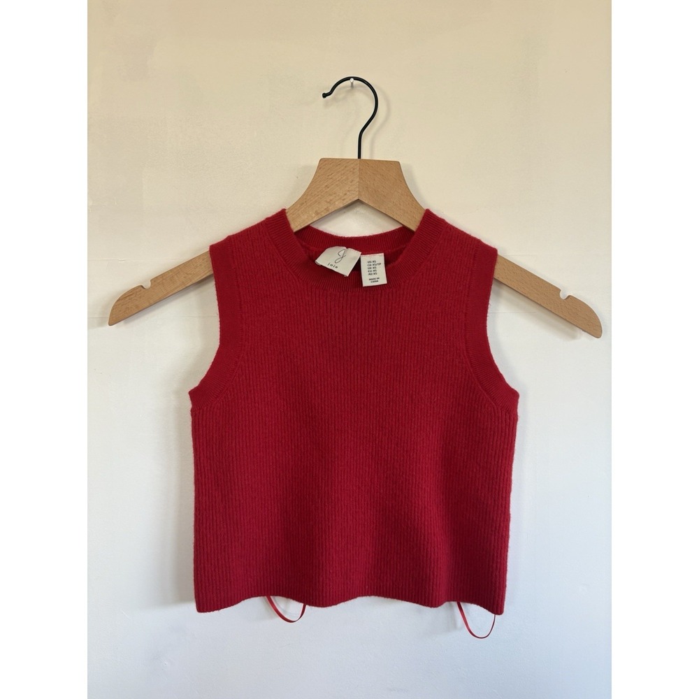 Joie XS Cherry Red 100%wool Preppy Casual Chic Cropped Crew Neck Sweater Vest.